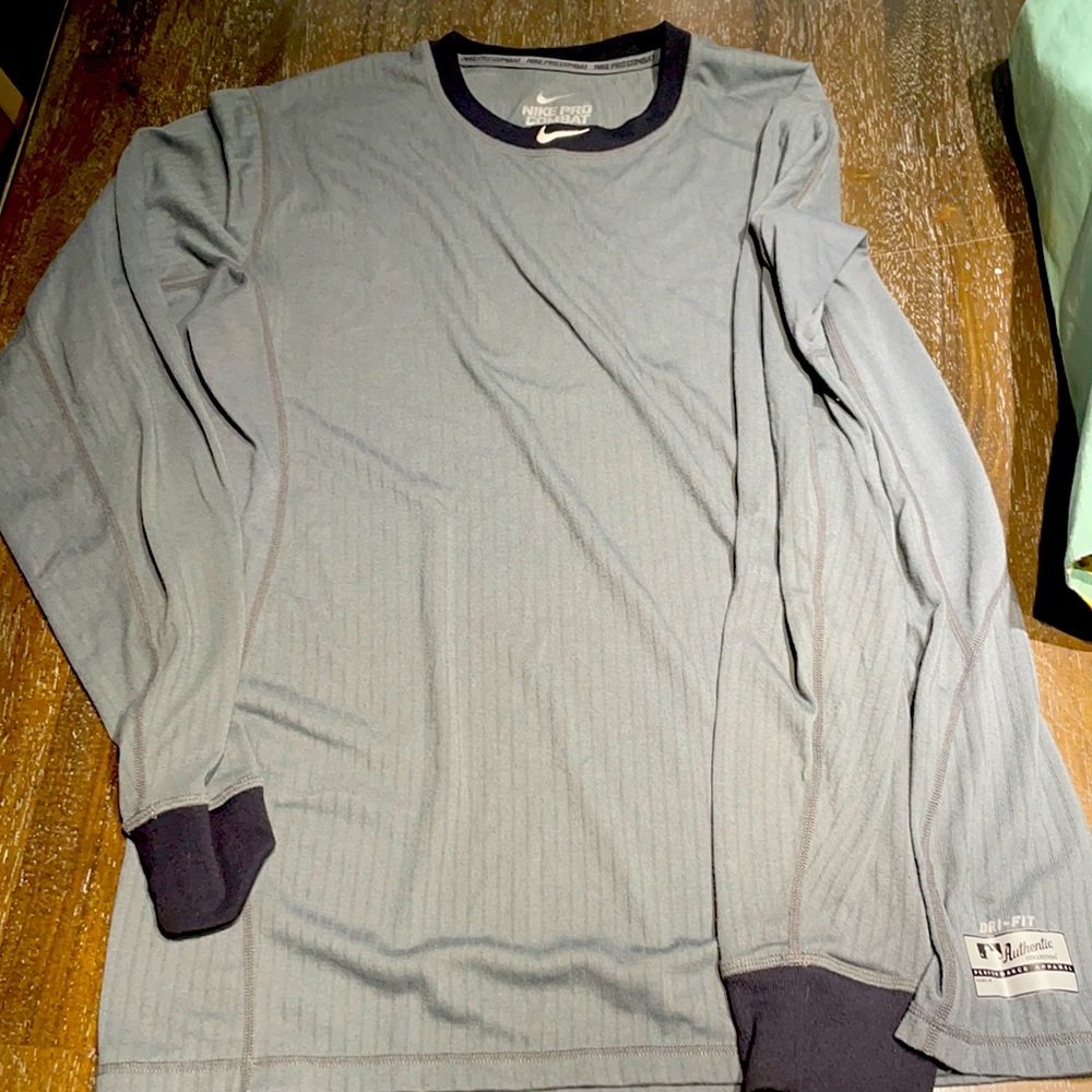 Nike pro combat